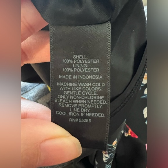 Express Black Halter Floral Romper Size 12 - Picture 9 of 9